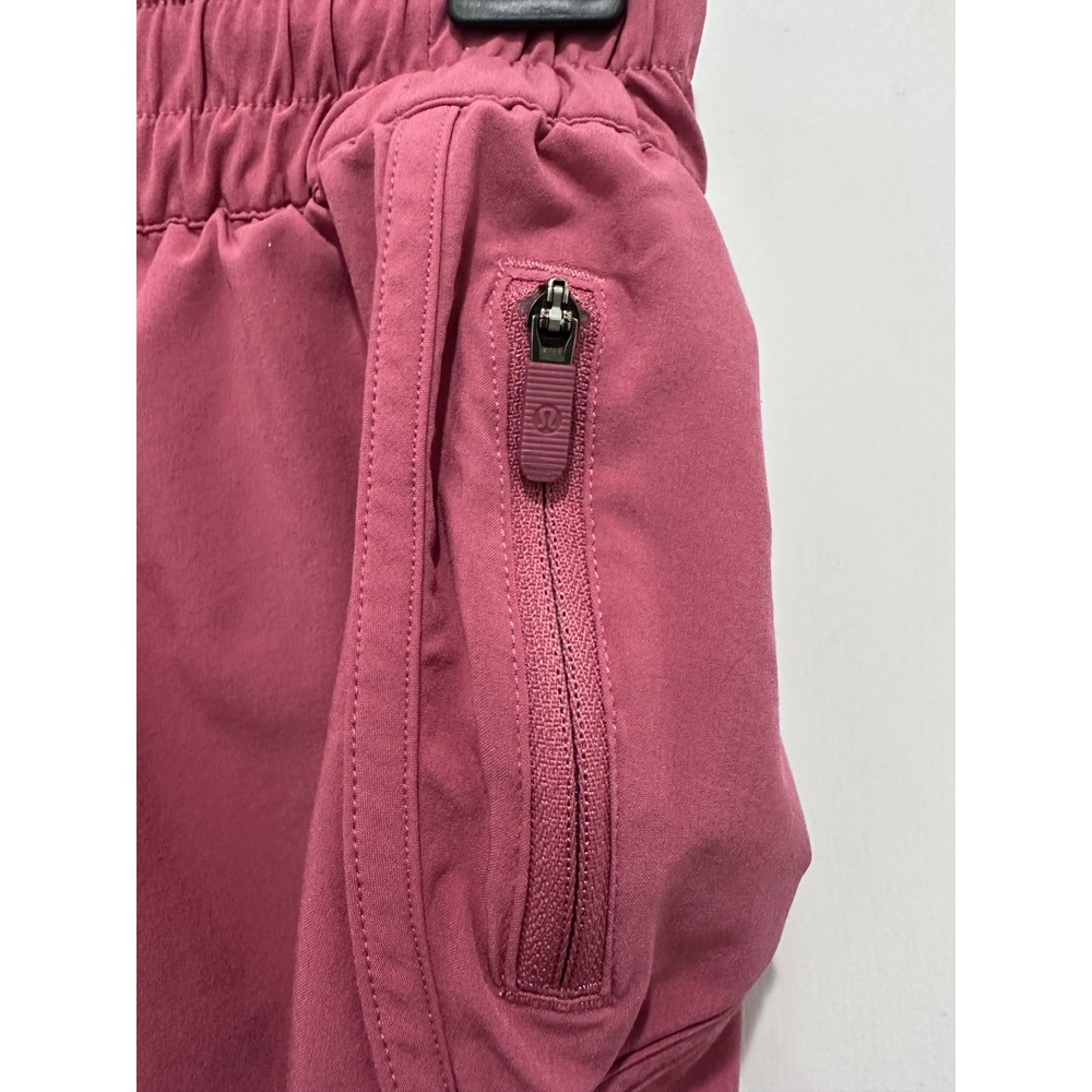 Lululemon Track V That Mid-Rise Lined Short 5 Pink Mauve Size 6 Running Shorts - Picture 4 of 6